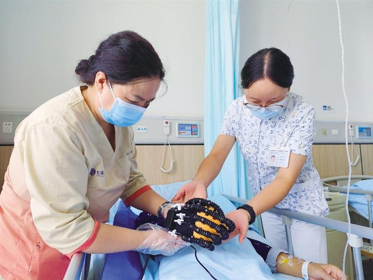 纾患者家属忧 解陪护奔波难 病人陪护服务